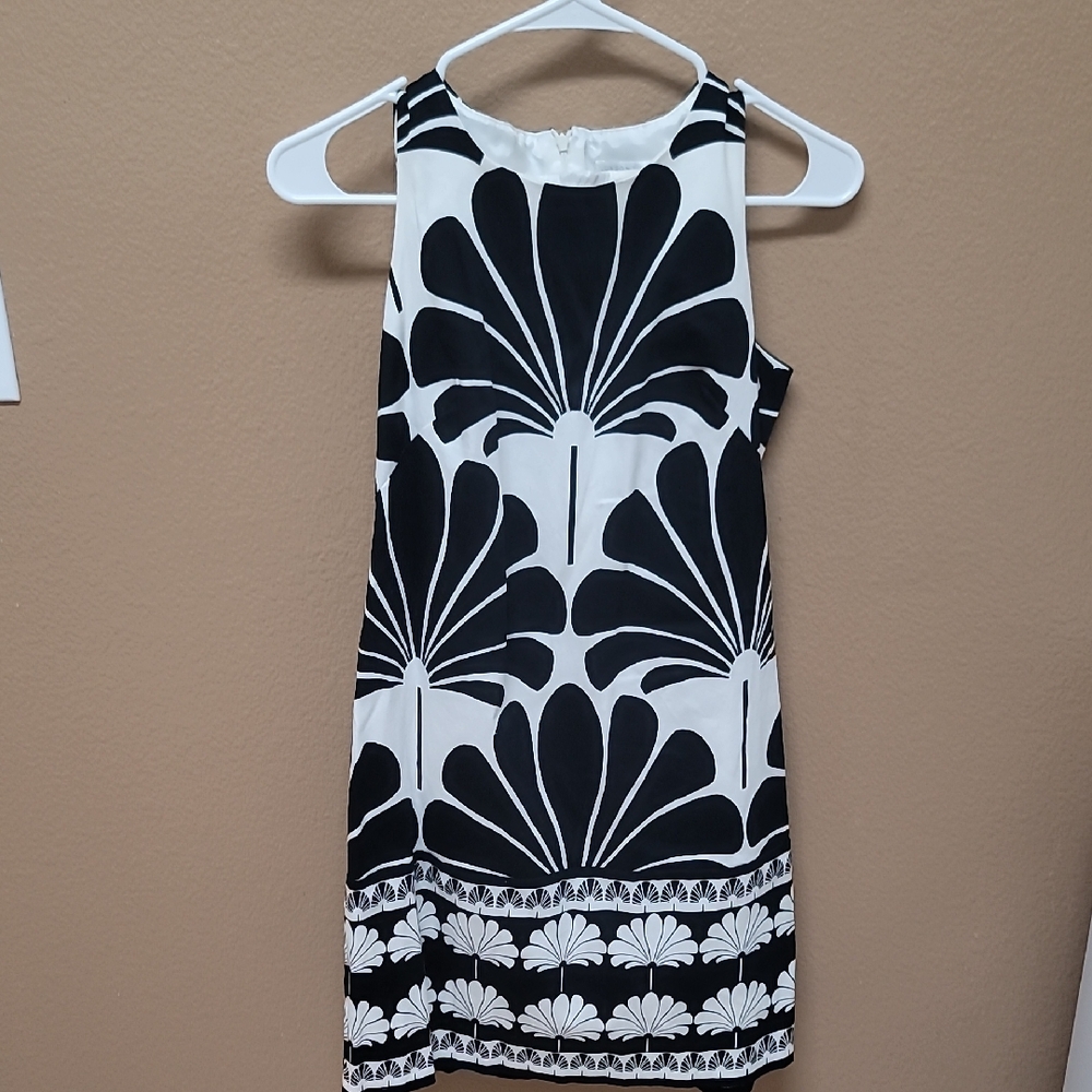 London Times Elegant Black and White Dress 🖤🤍